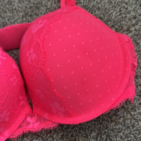 Victorias Secret Dream Angels Push-Up Bra, Hot Pink 36D - Picture 2 of 7